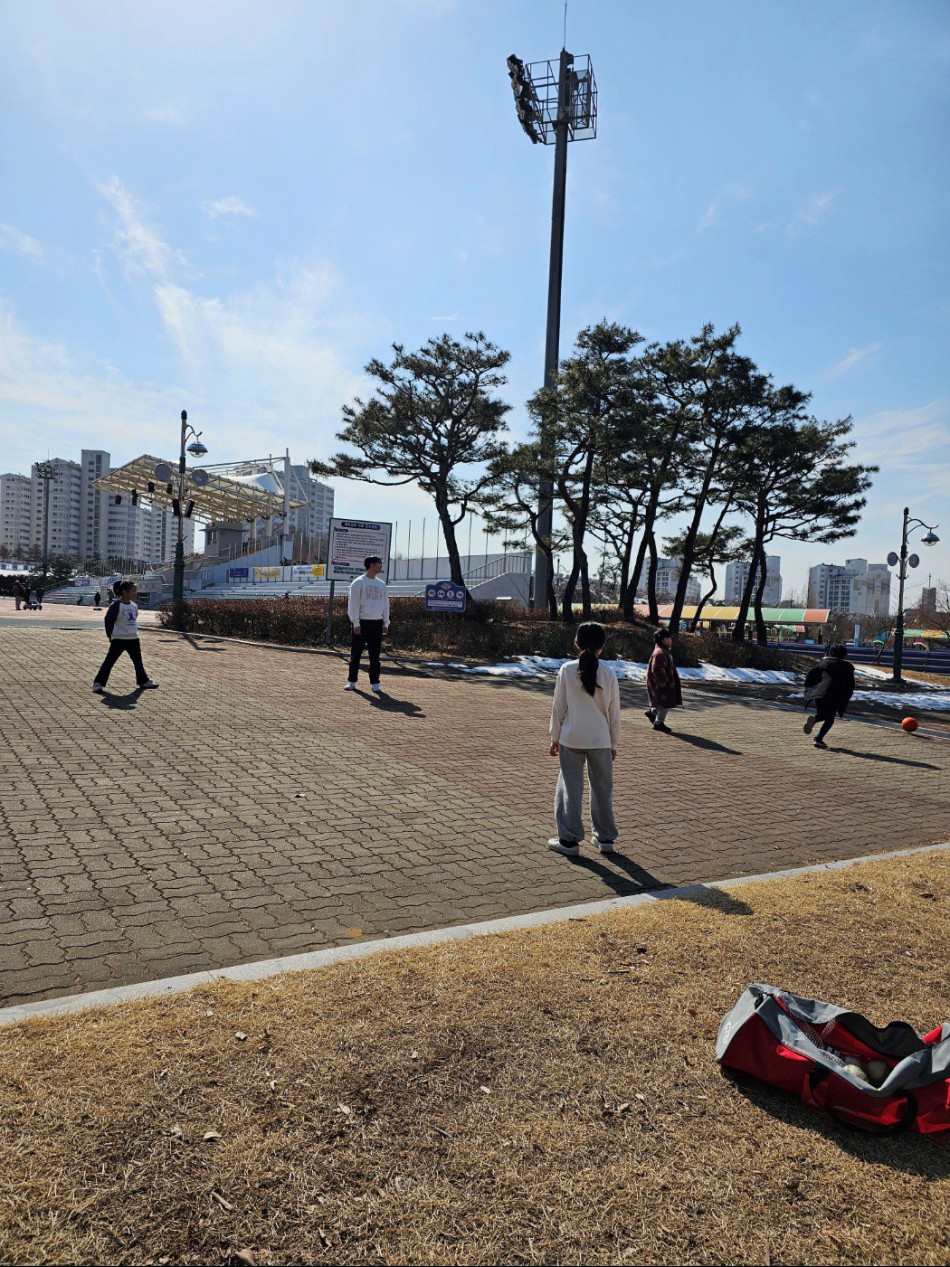 바깥놀이2.jpg